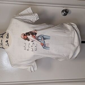 Gildan White Short Sleeve Tee with Graphic new